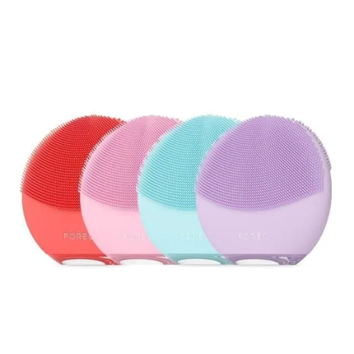 FOREO LUNA 4 mini Face Cleansing Brush & Face Massager